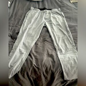 RHONE Essentials Sweat Pant